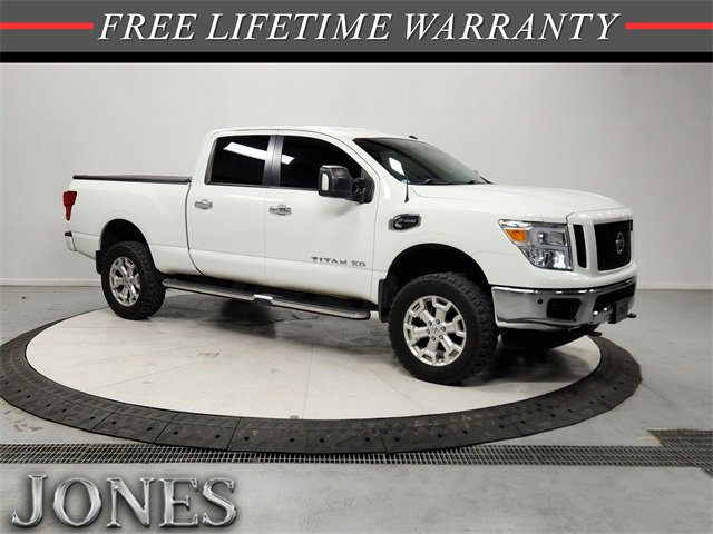 Used 2019 Nissan Titan SV w/ SV Convenience Package image 1
