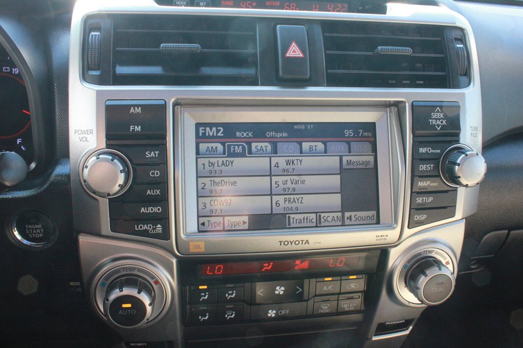 Used 2010 Toyota 4Runner Limited RWD image 19