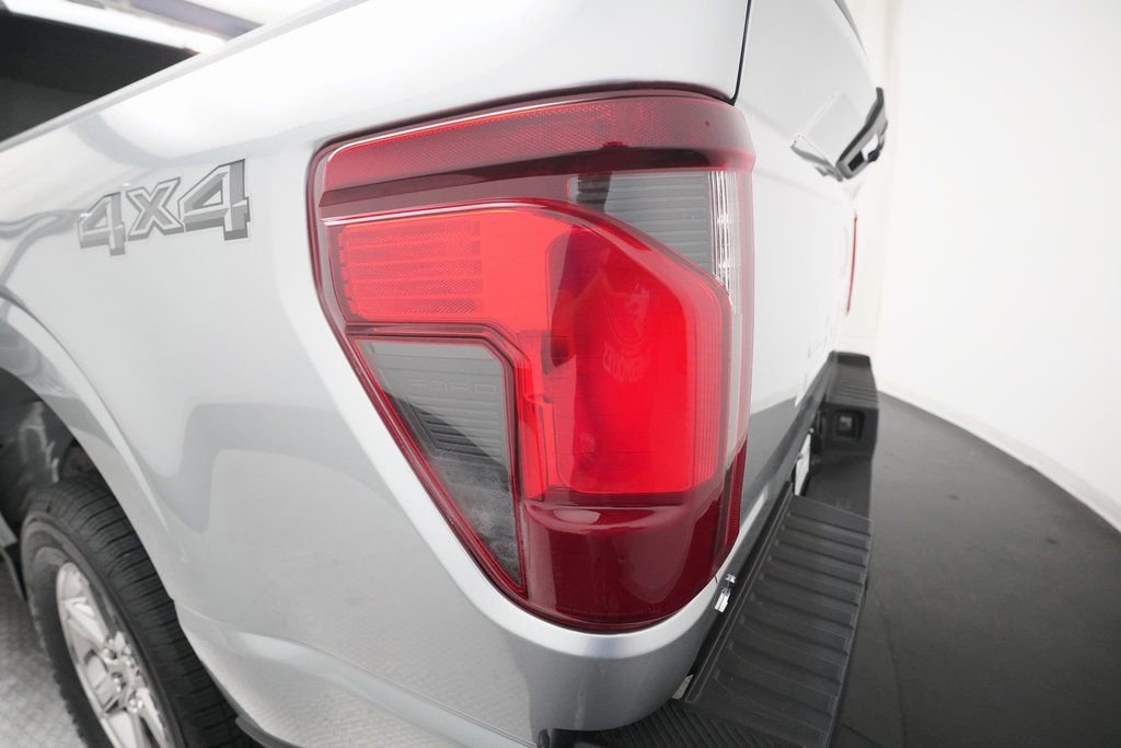 Used 2024 Ford F150 XLT w/ Mobile Office Package image 29