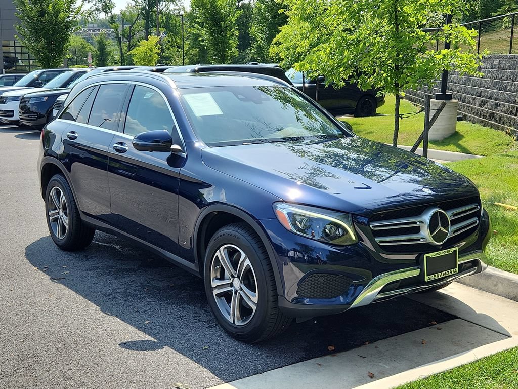 Used 2017 Mercedes-Benz GLC 300 4MATIC image 10
