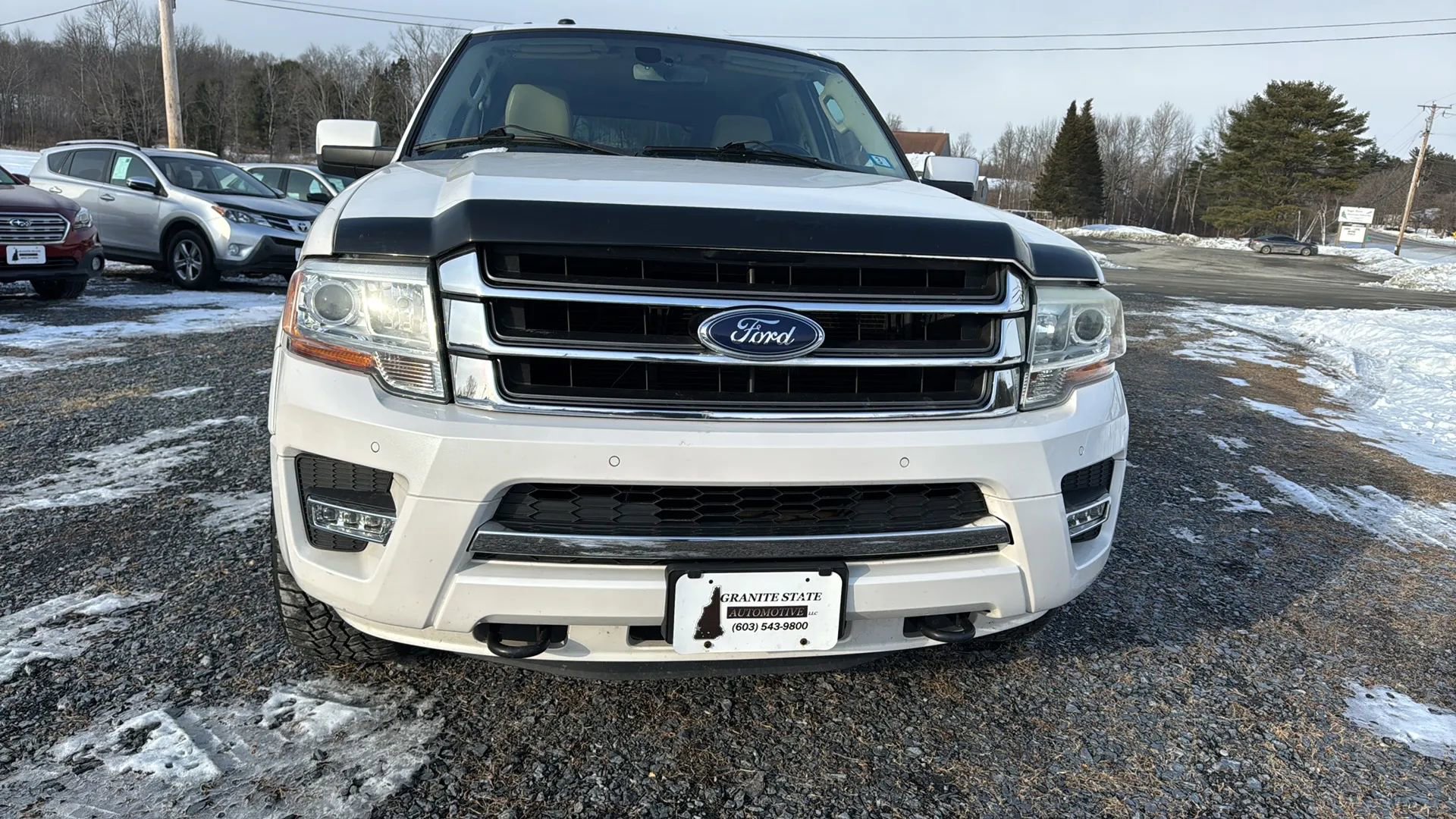 Used 2015 Ford Expedition Limited w/ Equipment Group 301A AWD/4WD image 2