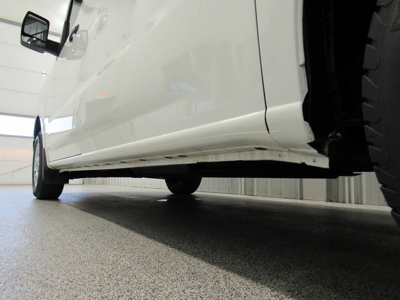 Used 2021 Nissan NV 2500 SV RWD image 24