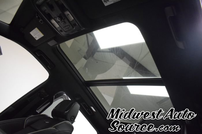 Used 2023 Cadillac Escalade ESV Sport w/ LPO, Illumination Package image 34