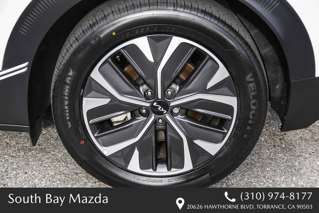 Used 2024 Kia EV6 Light RWD image 10