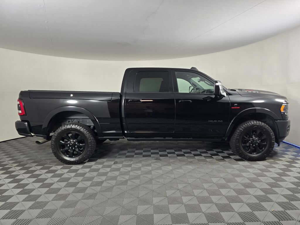 Used 2024 RAM 2500 Limited AWD/4WD image 2