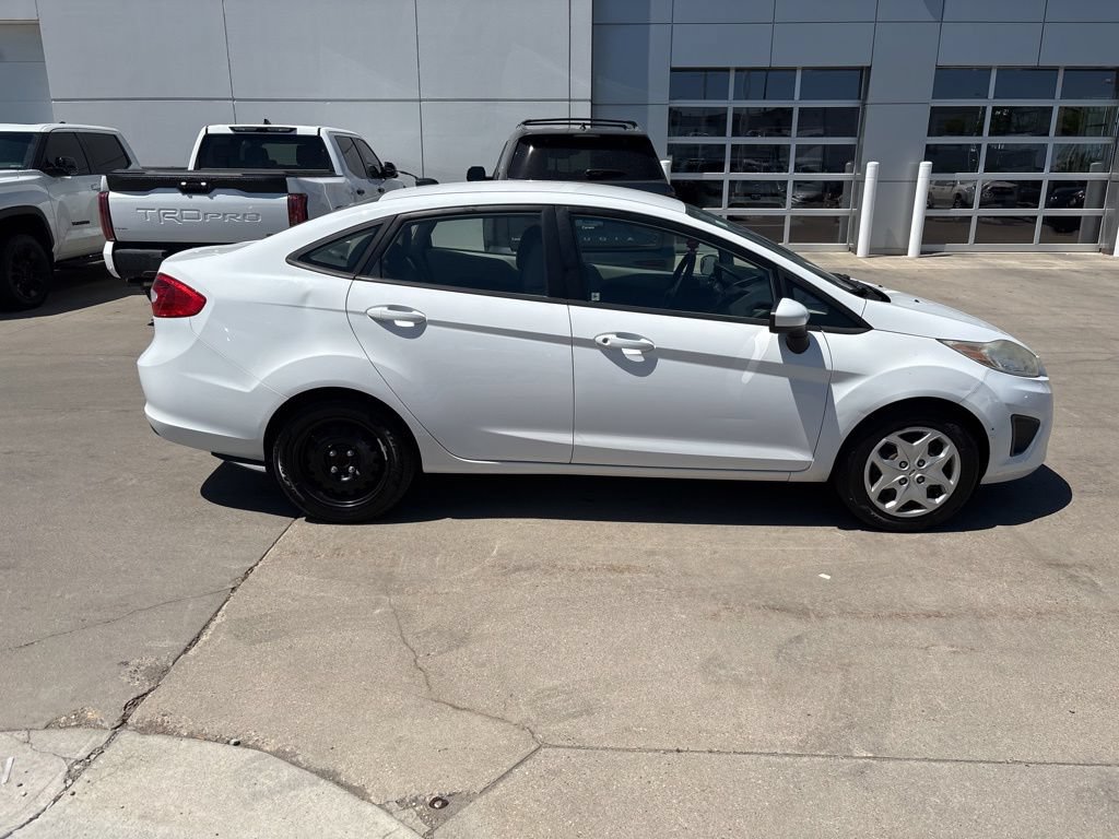 Used 2012 Ford Fiesta S FWD image 2