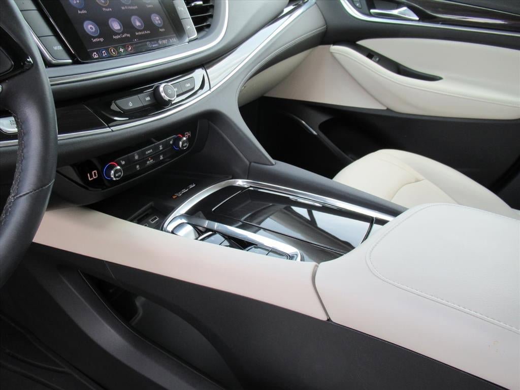 Used 2023 Buick Enclave Essence w/ Trailering Package, 5000 lbs. FWD image 15
