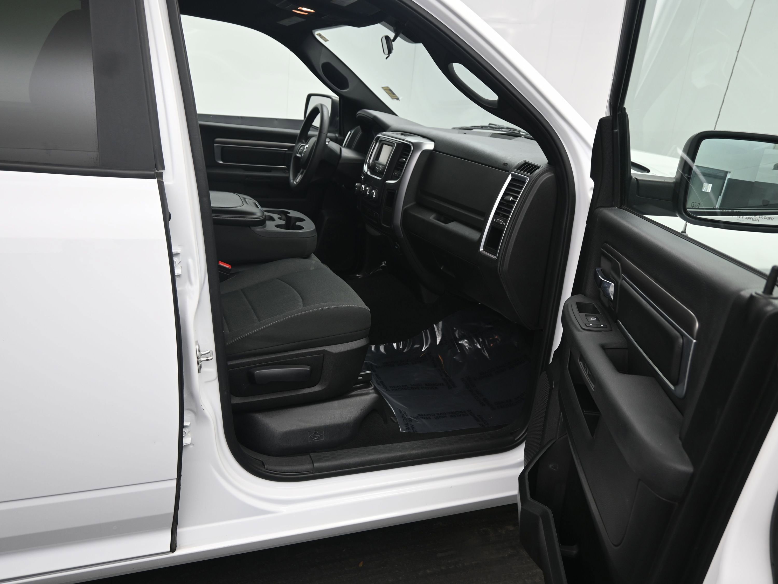 Used 2024 RAM 1500 Classic Warlock image 13