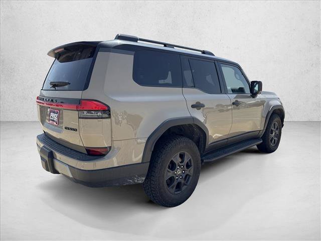 Used 2024 Lexus GX 550 AWD/4WD image 5