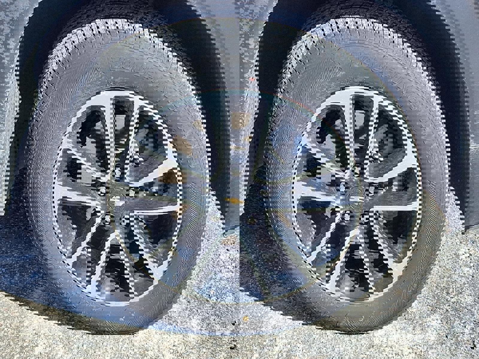 Used 2025 Chevrolet TrailBlazer LT image 23