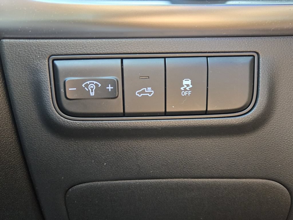 Certified 2026 Hyundai Santa Cruz SEL FWD image 27