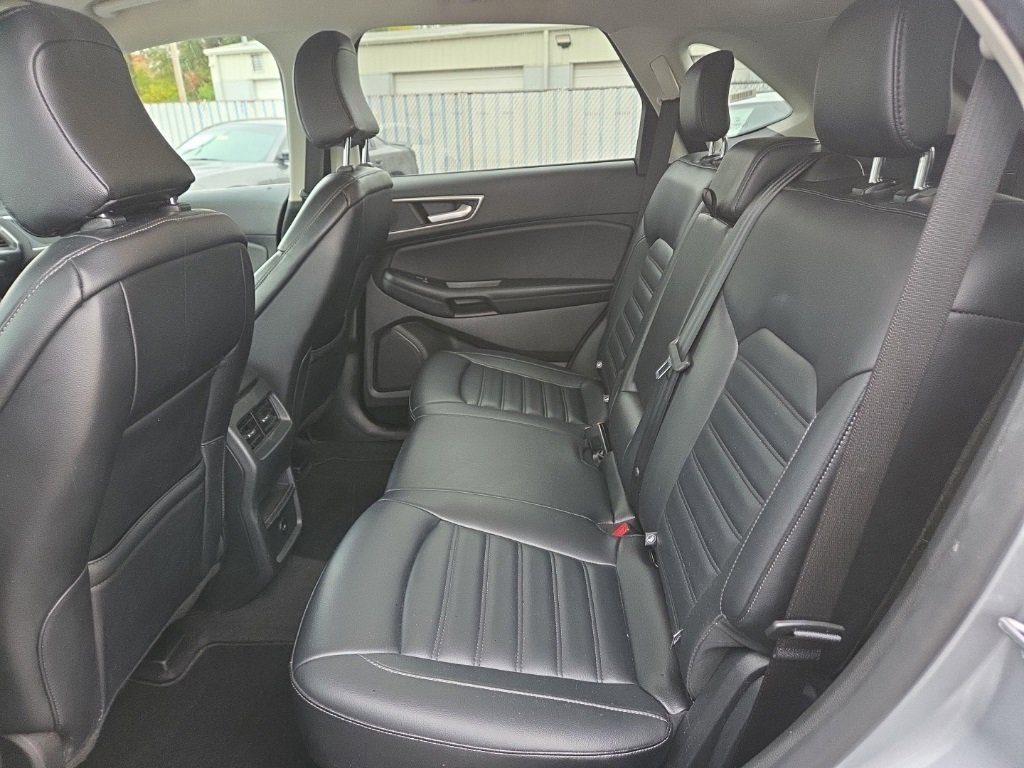 Used 2024 Ford Edge SEL image 14