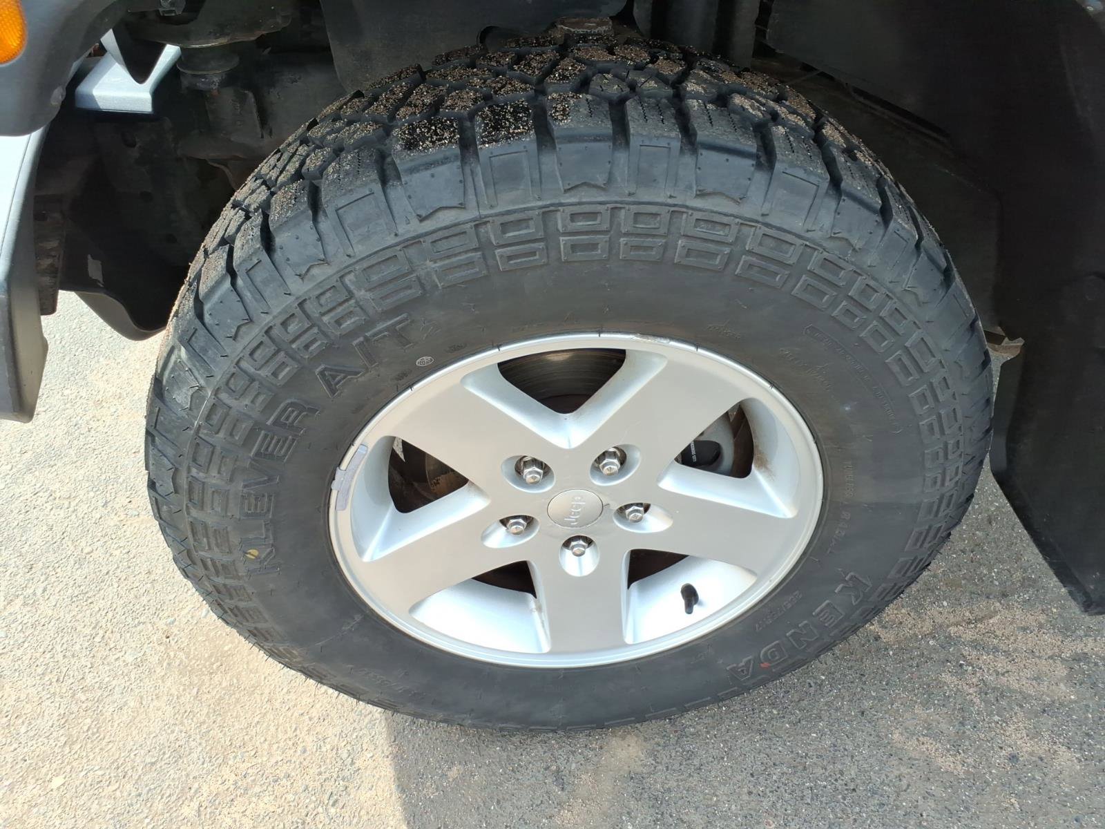 Used 2015 Jeep Wrangler Sport w/ Quick Order Package 23S image 10