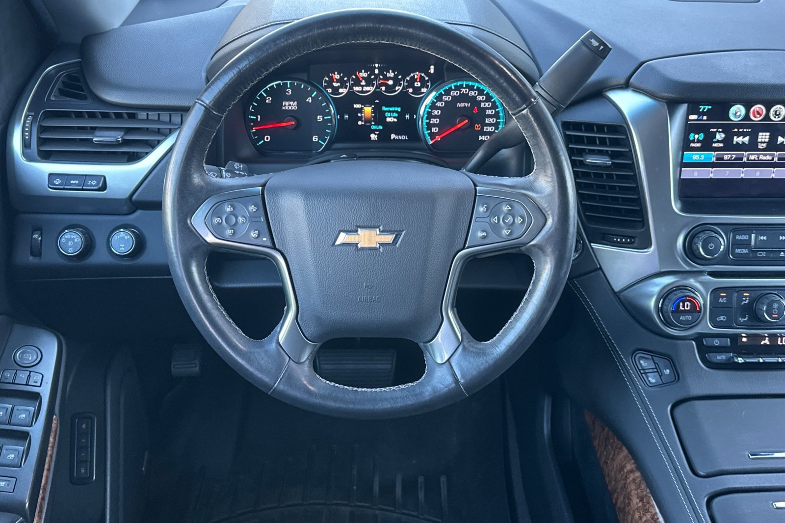 Used 2020 Chevrolet Tahoe Premier AWD/4WD image 17