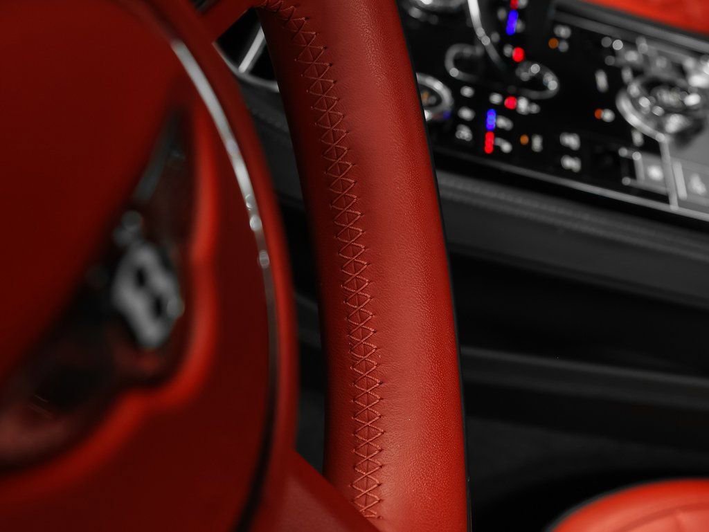 Used 2022 Bentley Continental GT image 54
