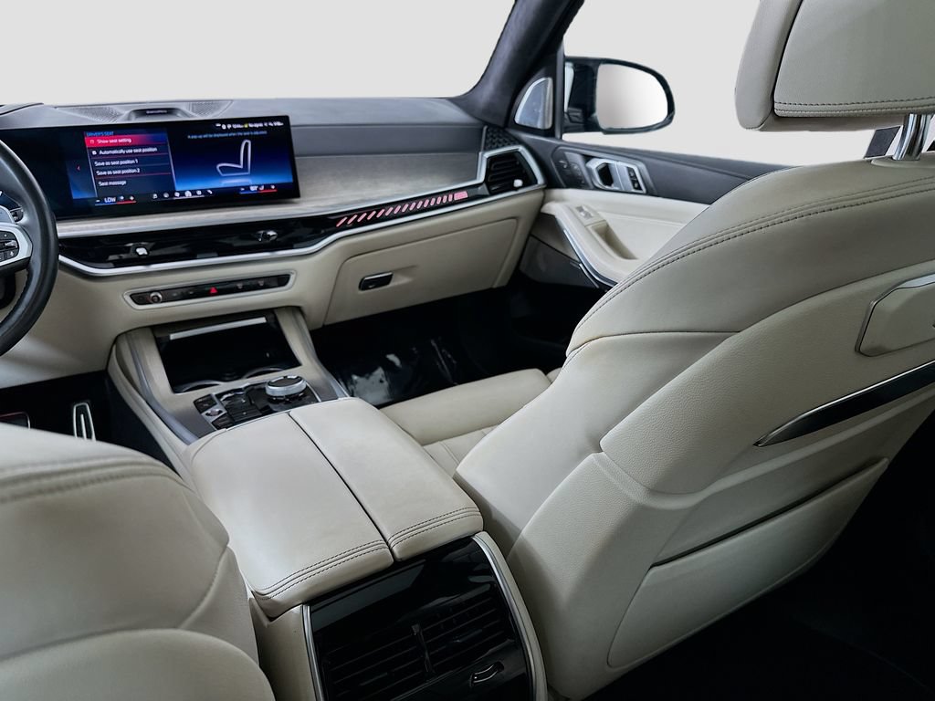 Used 2024 BMW X7 M60i w/ Executive Package AWD/4WD image 26