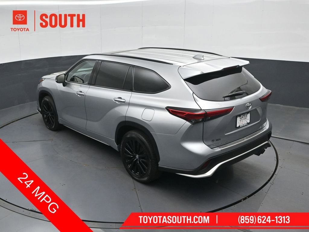 Used 2023 Toyota Highlander XSE image 55