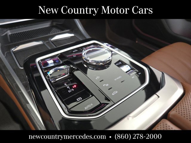 Used 2024 BMW 740i xDrive w/ M Sport Professional Package AWD/4WD image 26