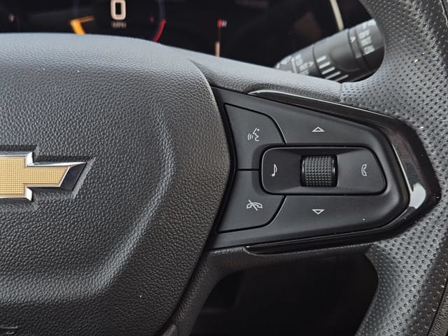 Used 2026 Chevrolet Trax LT FWD image 29