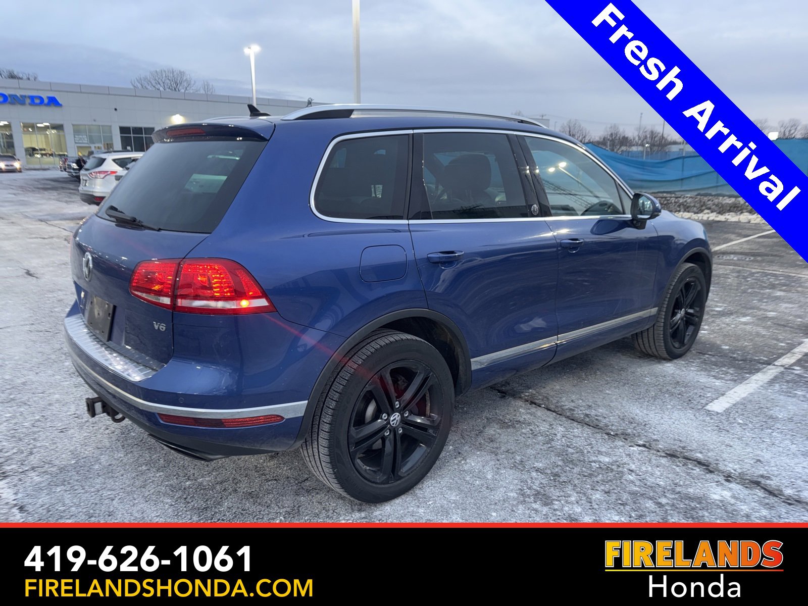 Used 2017 Volkswagen Touareg Wolfsburg Edition image 7
