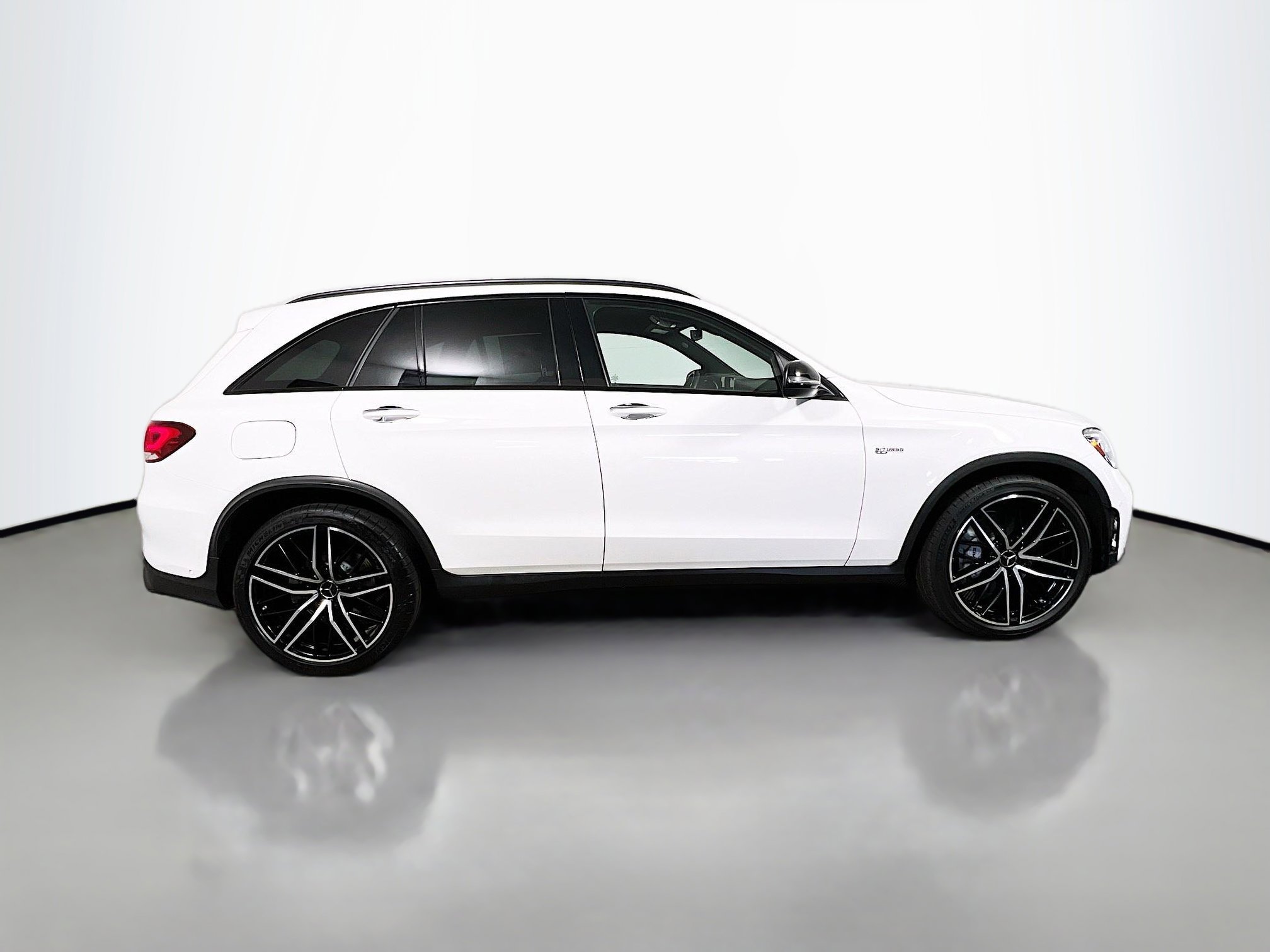 Used 2022 Mercedes-Benz GLC 43 AMG 4MATIC image 3