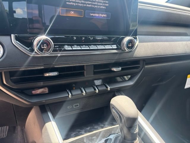 New 2026 Chevrolet Colorado Trail Boss AWD/4WD image 22