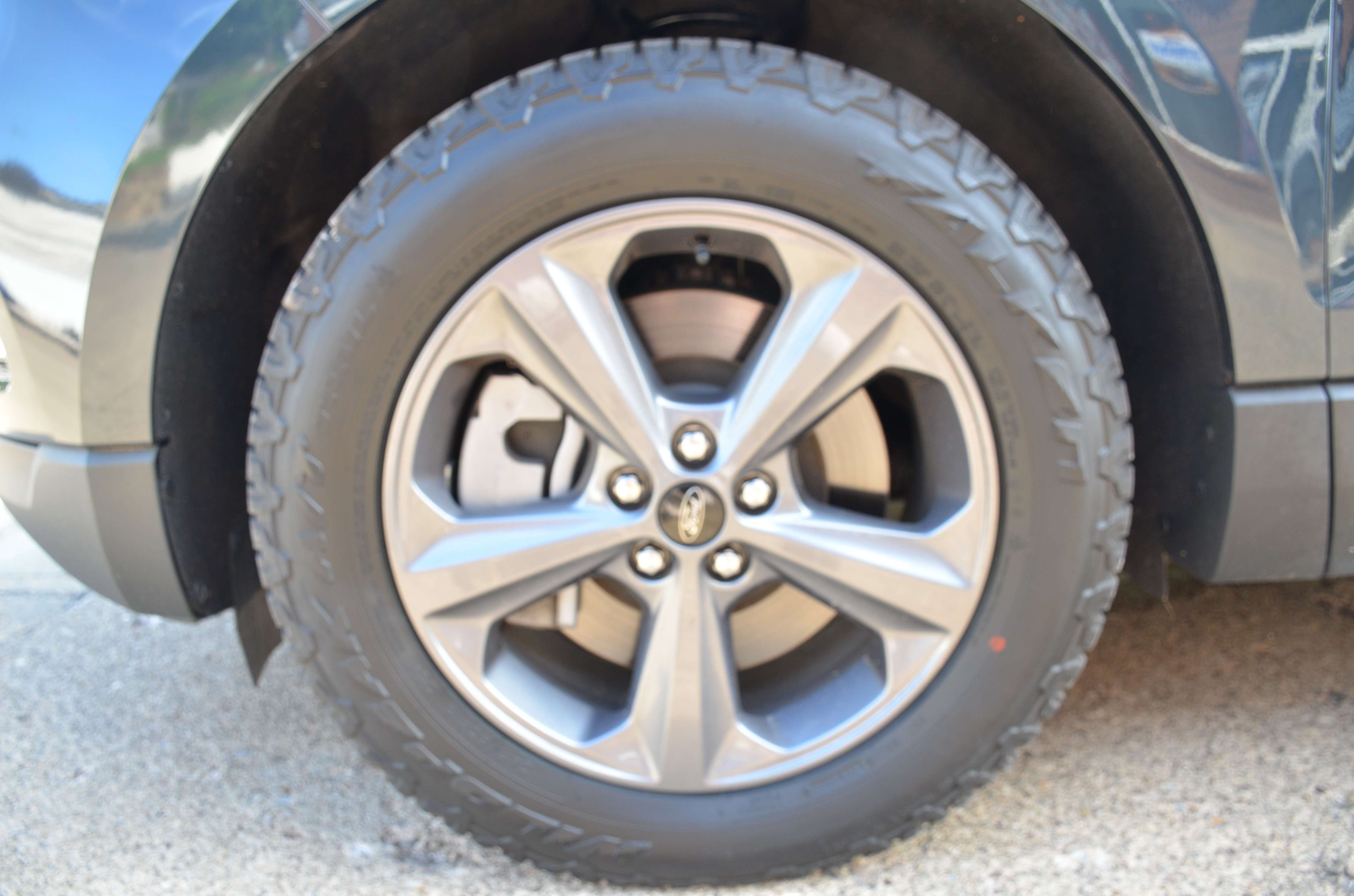 Used 2023 Ford Edge SEL w/ Sport Appearance Package AWD/4WD image 14