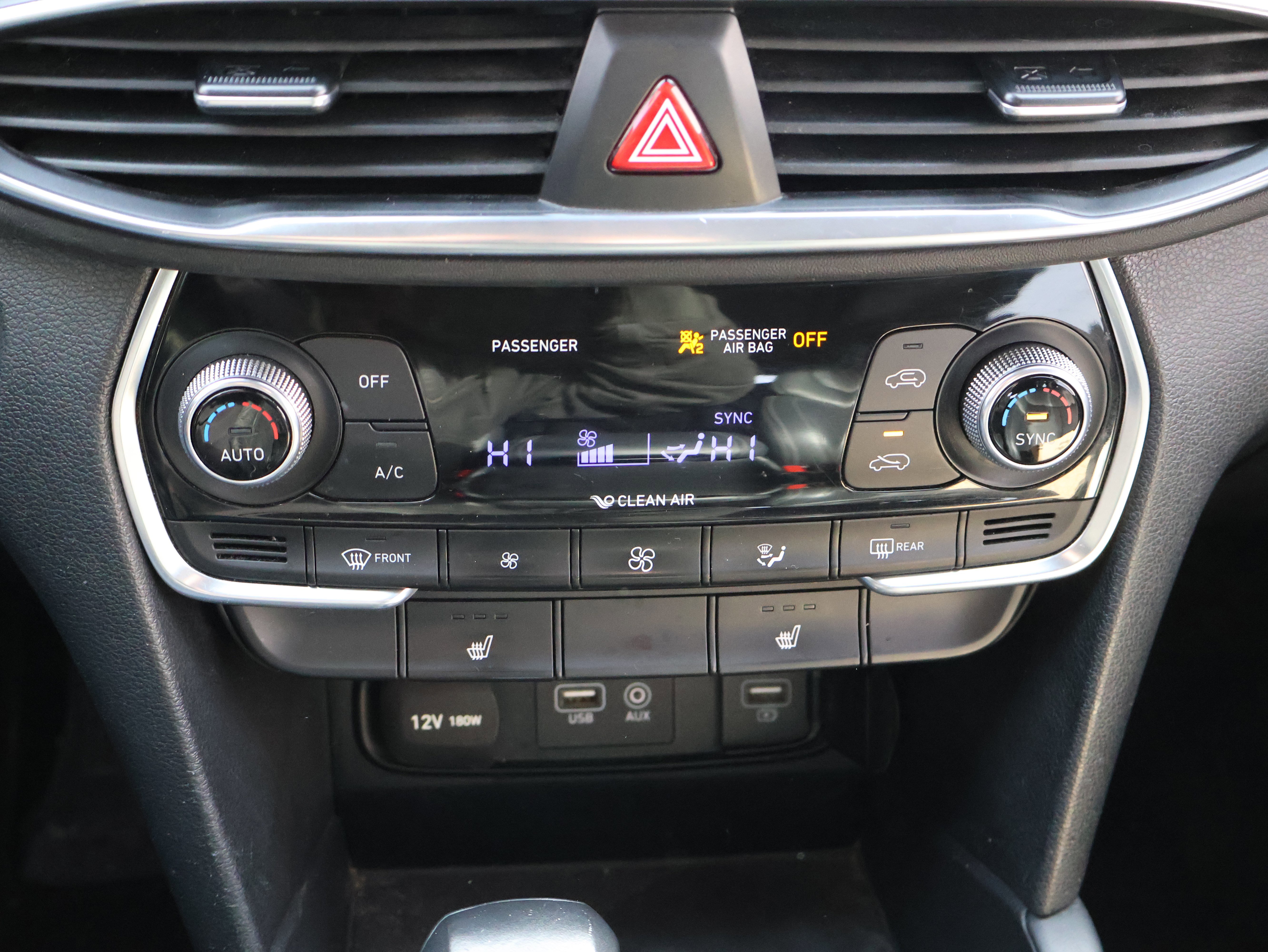 Used 2019 Hyundai Santa Fe Limited image 28