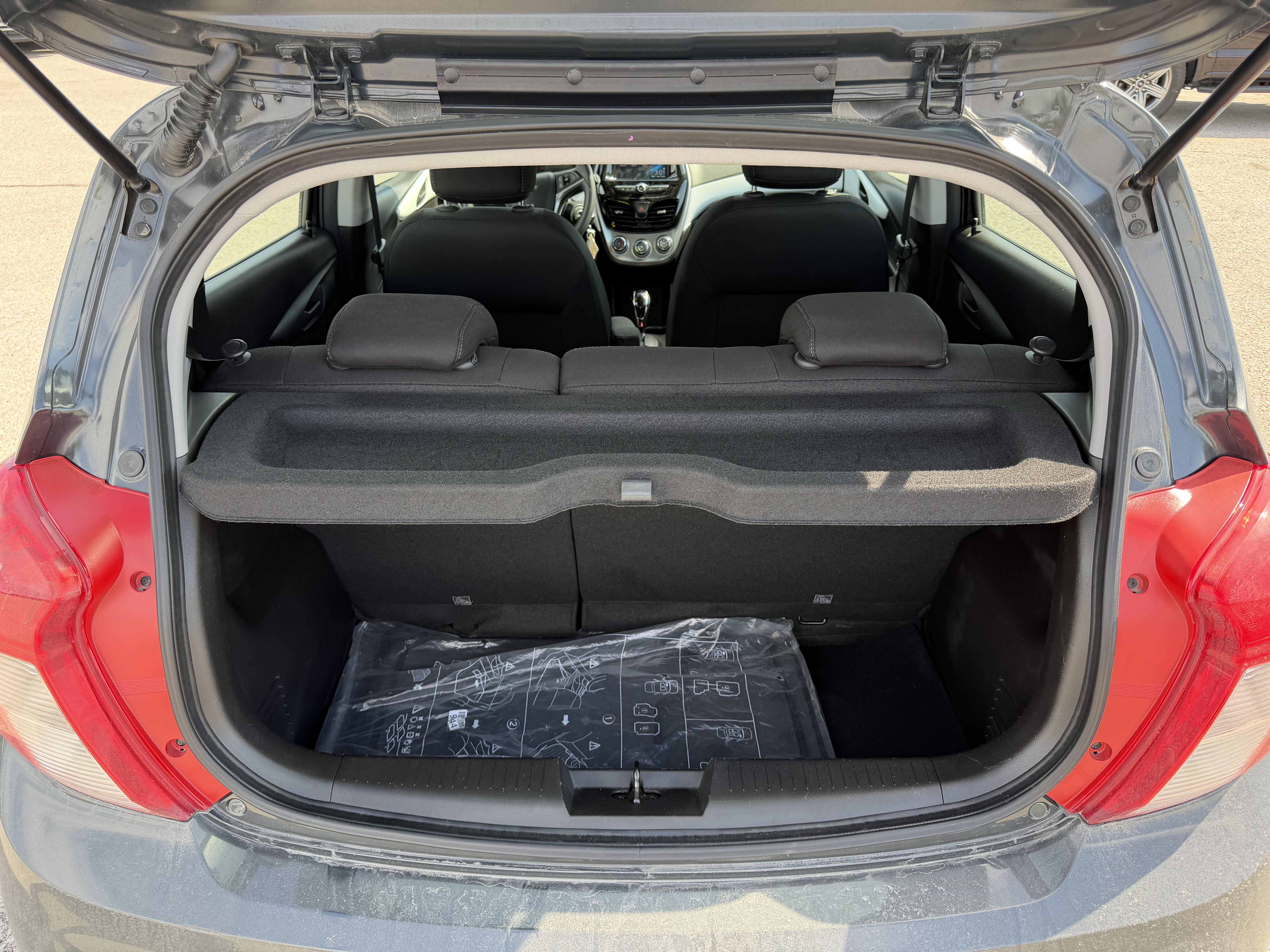 Used 2018 Chevrolet Spark LT image 9