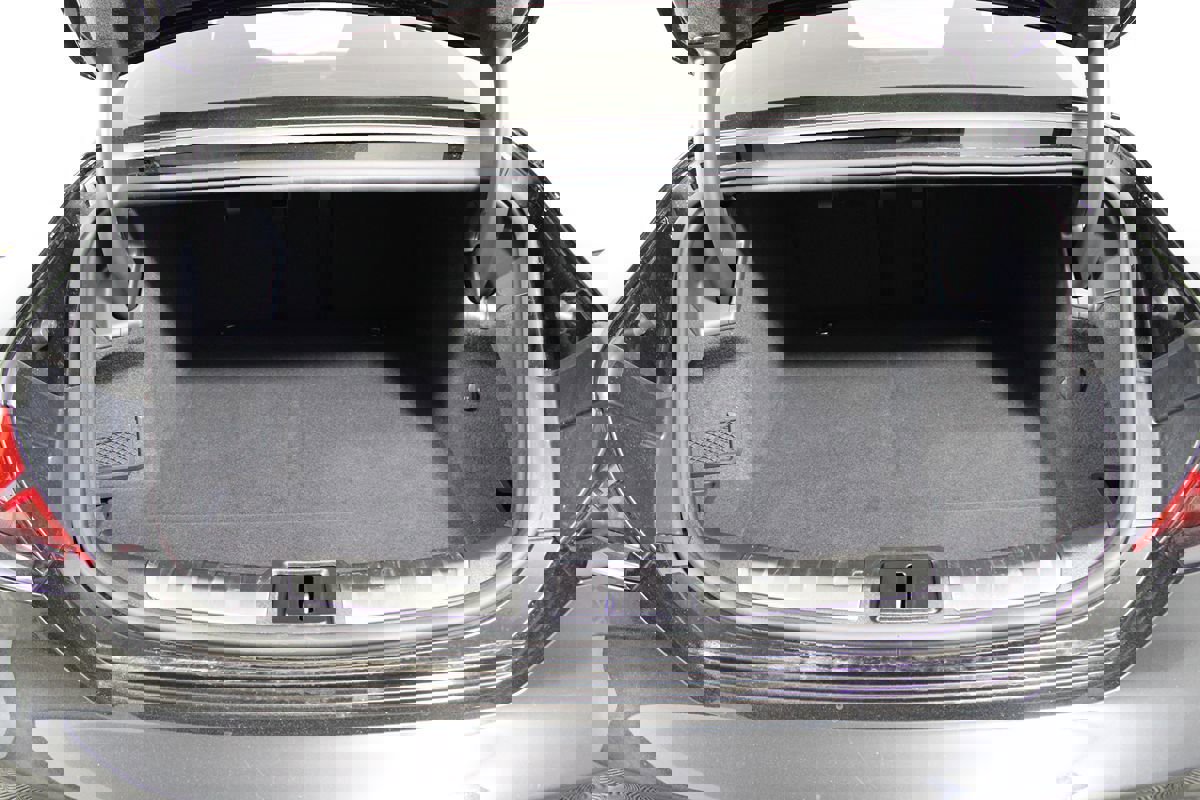 Used 2024 Audi e-tron GT Premium Plus image 37