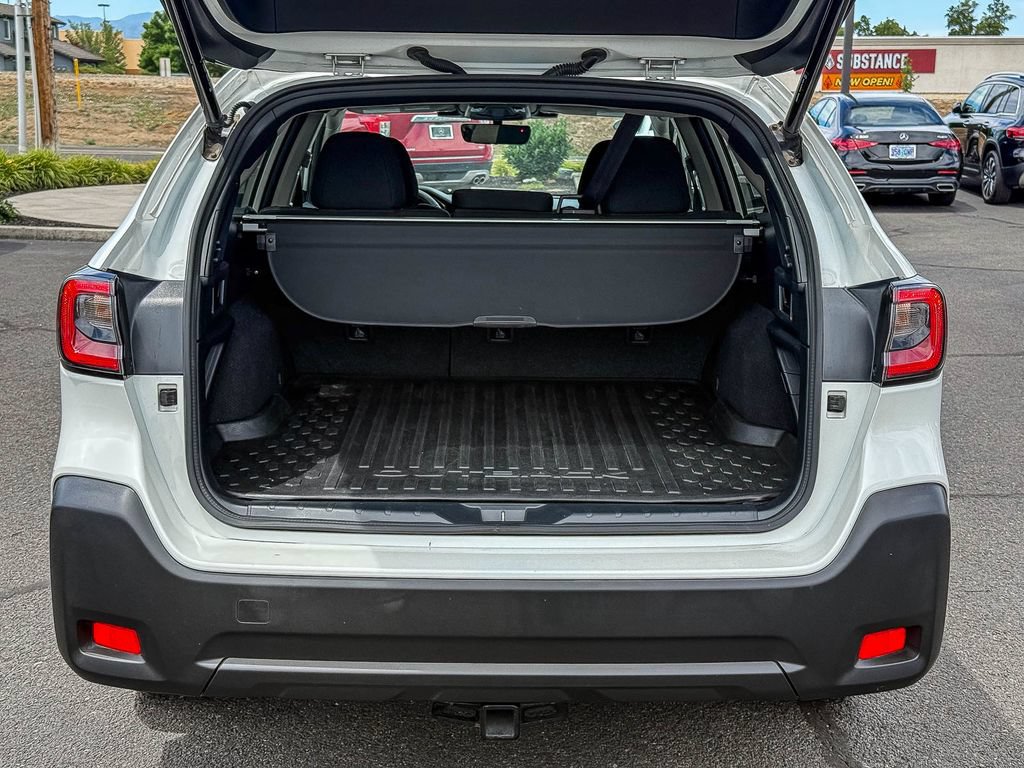 Used 2024 Subaru Outback Premium AWD/4WD image 26