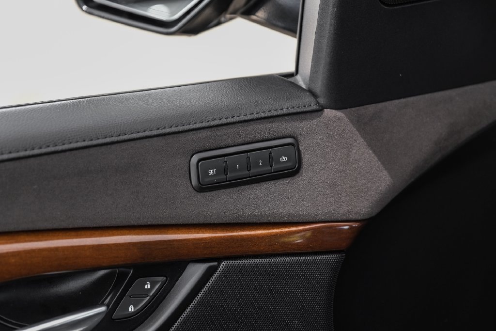 Used 2020 Cadillac Escalade 2WD image 49