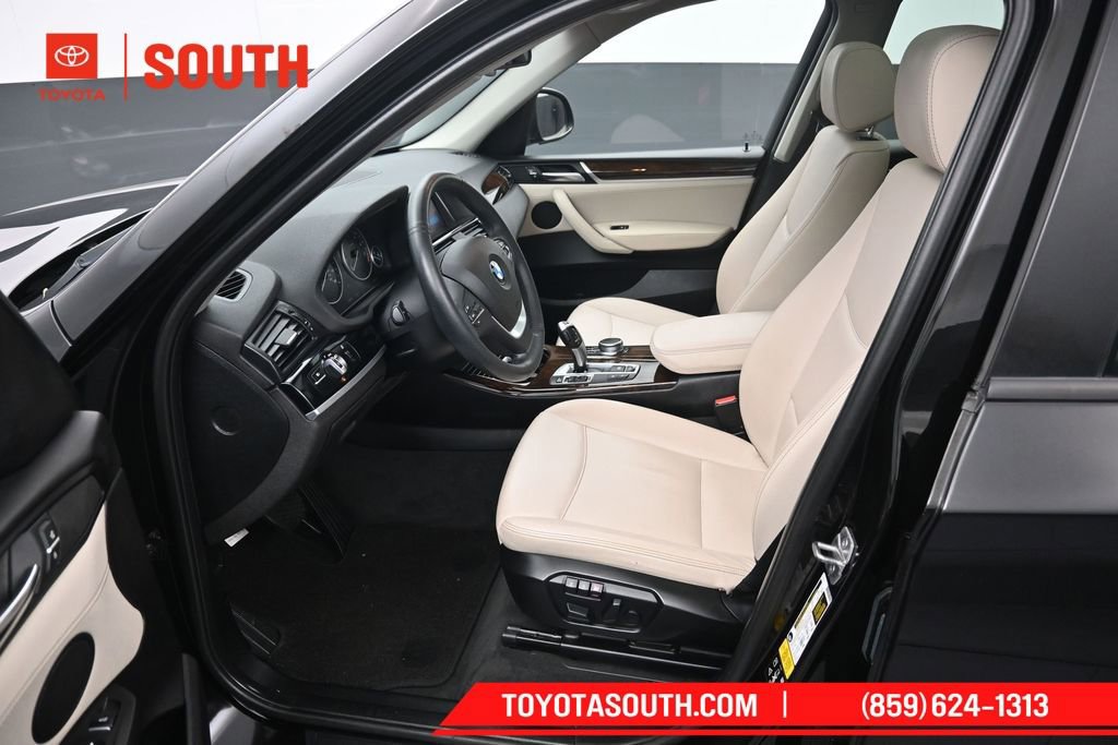 Used 2017 BMW X3 xDrive28i AWD/4WD image 9