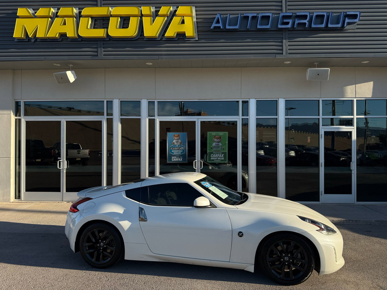Used 2020 Nissan 370Z Coupe image 1