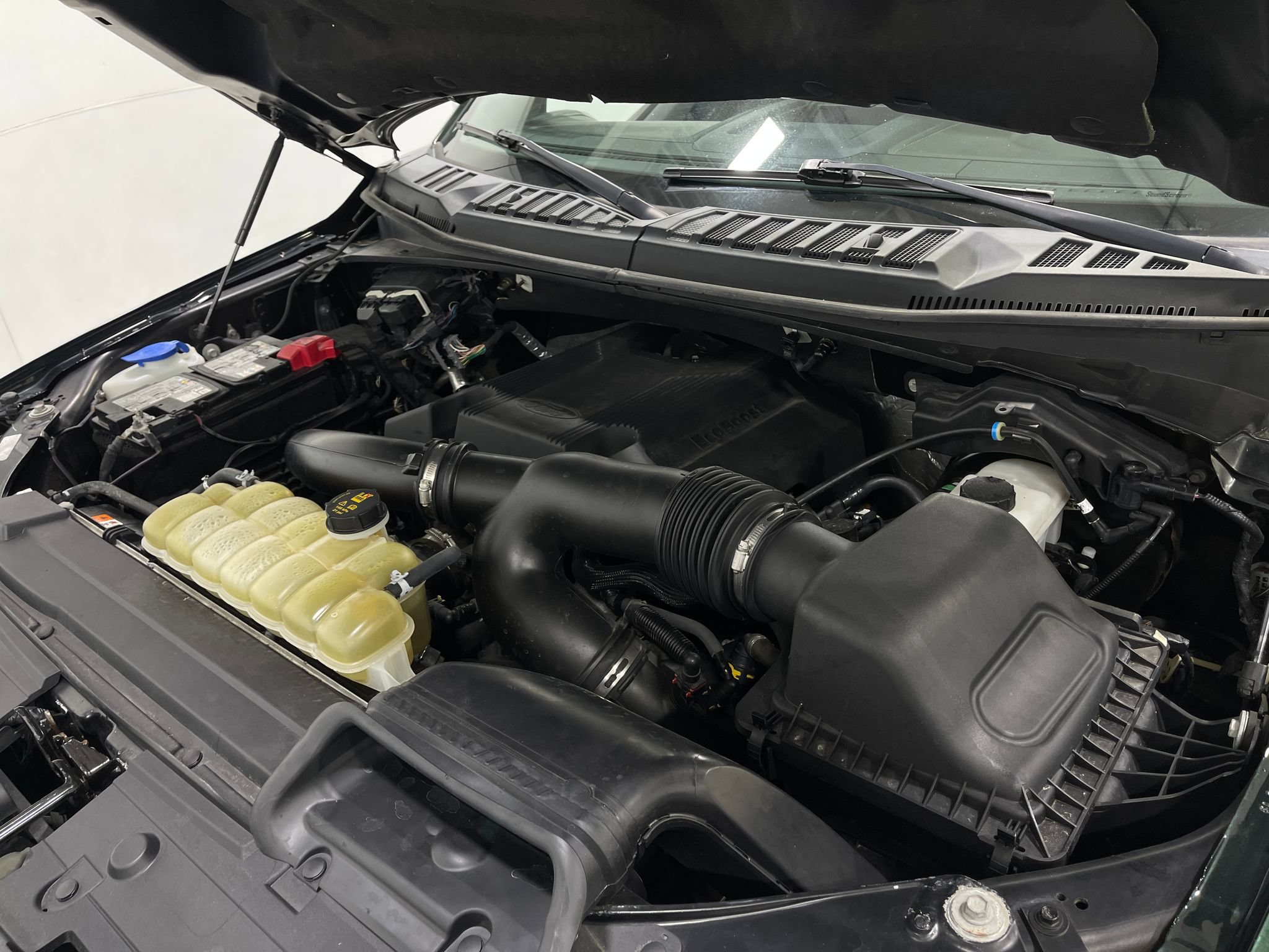 Used 2019 Ford F150 Lariat AWD/4WD image 28