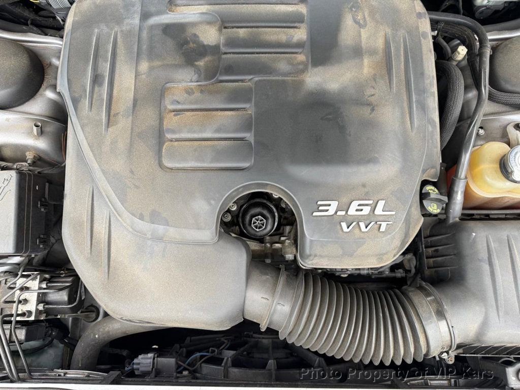 Used 2014 Dodge Charger SXT image 18