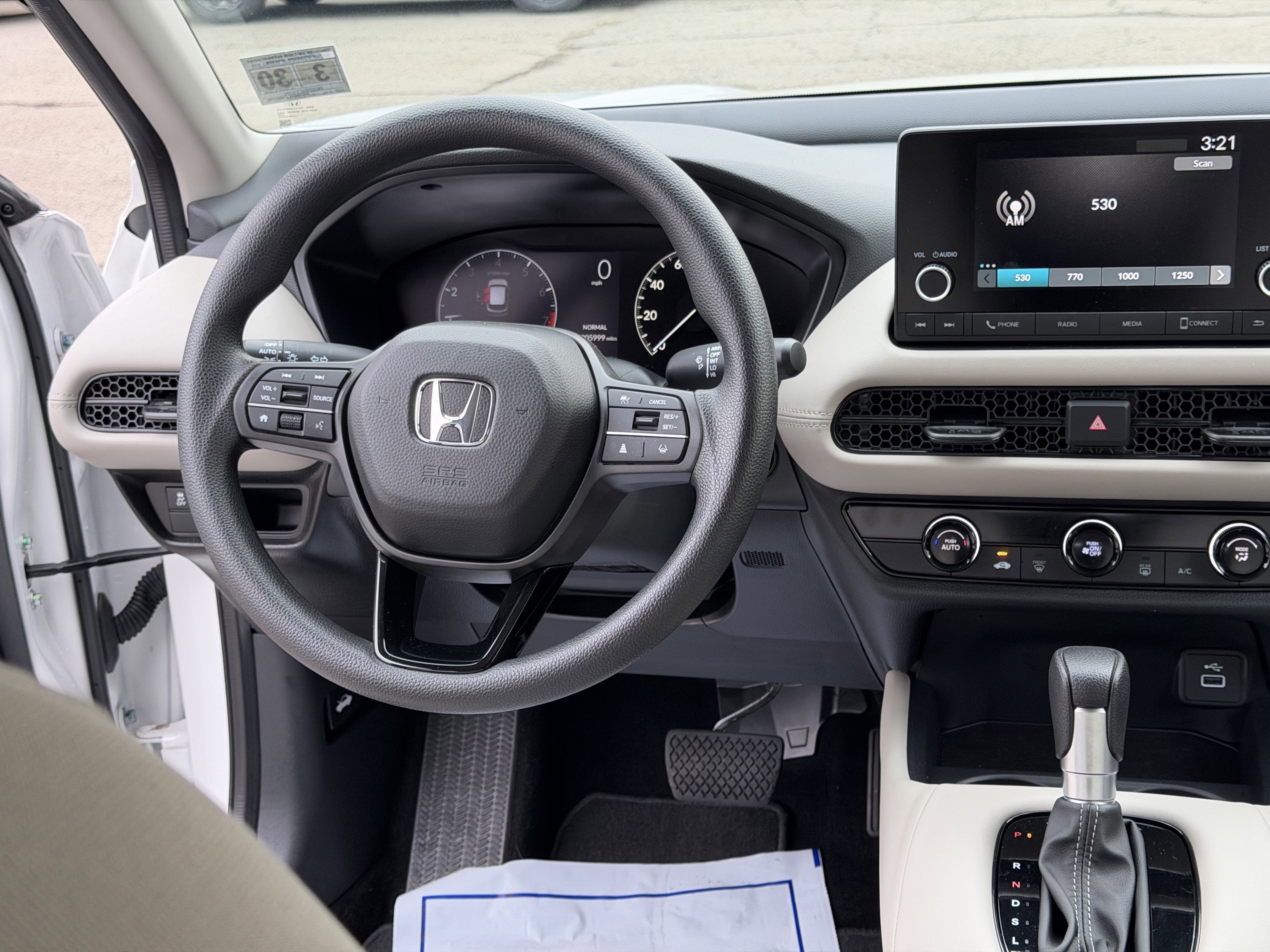 Used 2025 Honda HR-V LX image 19