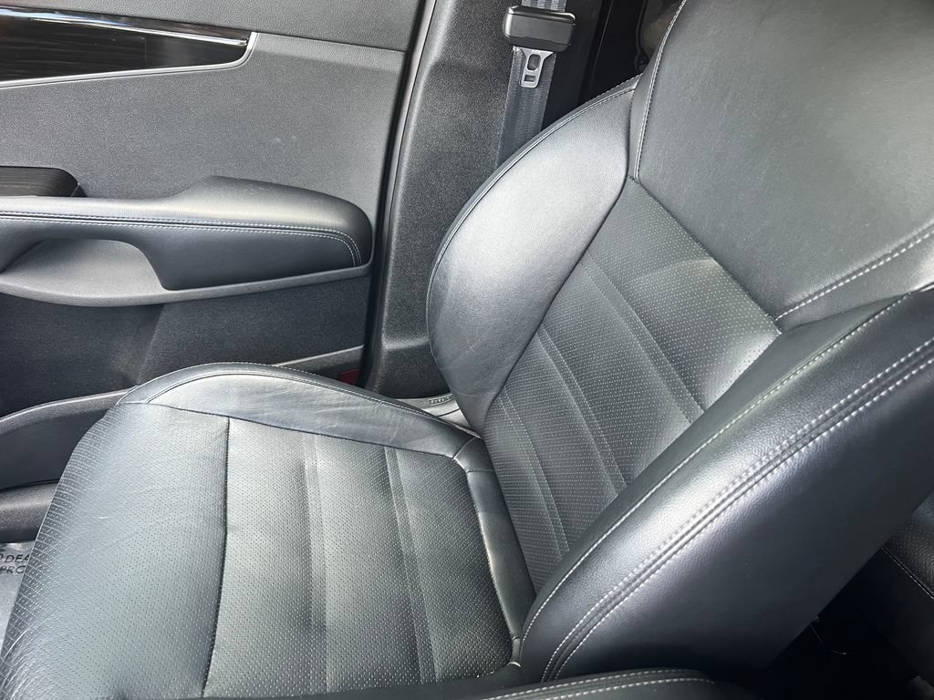 Used 2019 Kia Sorento EX AWD/4WD image 38