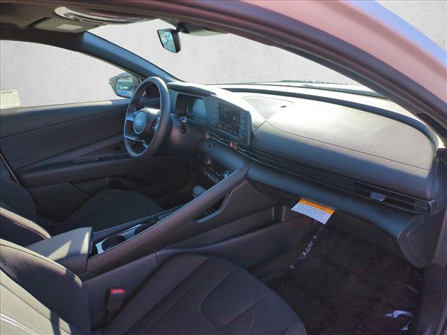 New 2026 Hyundai Elantra SEL Sport Premium image 21
