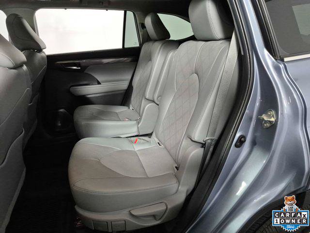 Certified 2022 Toyota Highlander Platinum AWD/4WD image 26