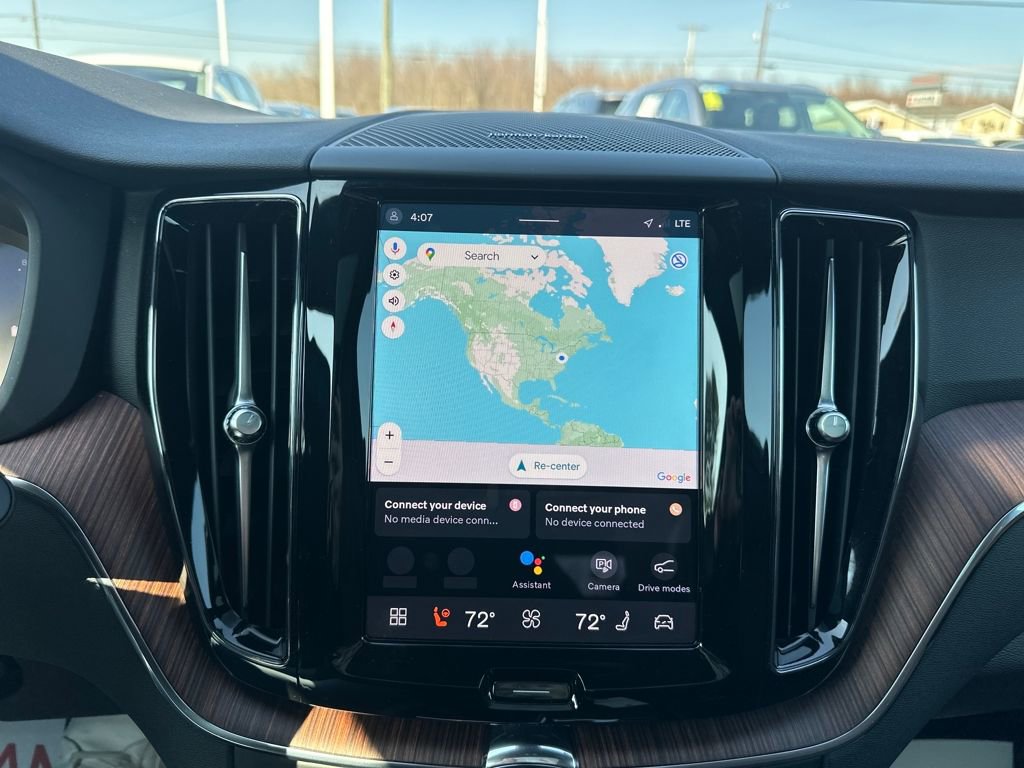 Used 2024 Volvo XC60 B5 Plus w/ Protection Package Premier image 24