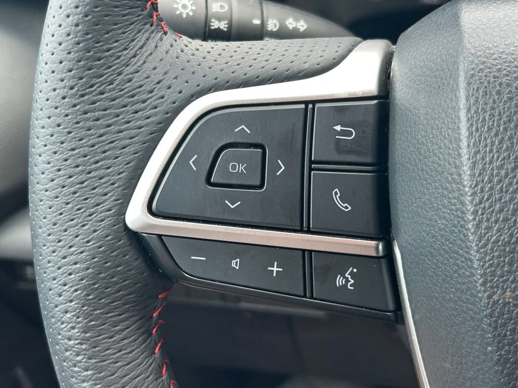 Certified 2025 Toyota Sienna XSE w/ XSE Premium Package AWD/4WD image 43