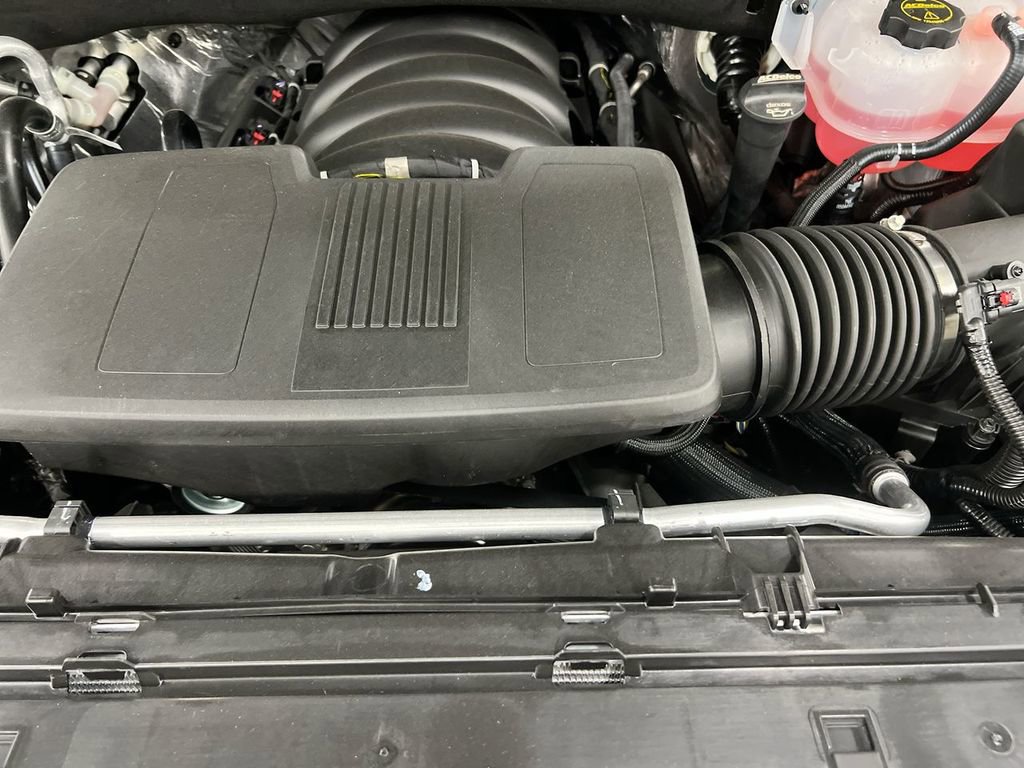 New 2026 Chevrolet Suburban Z71 w/ Comfort Package image 27