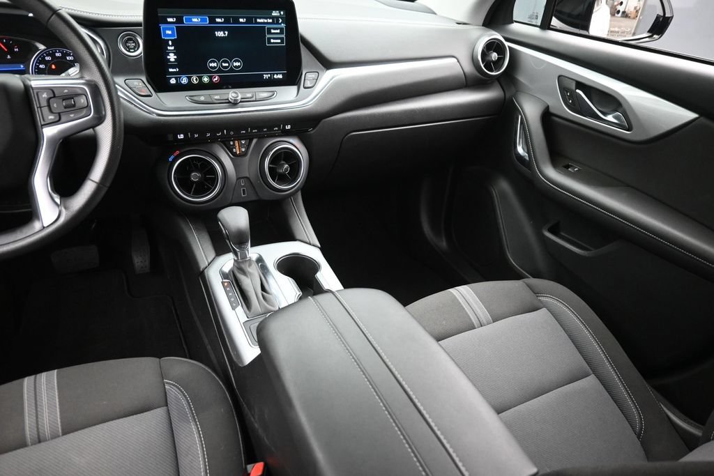 Used 2023 Chevrolet Blazer LT w/ Midnight/Sport Edition AWD/4WD image 15