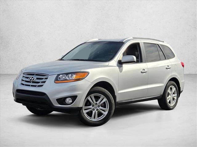 Used 2011 Hyundai Santa Fe SE image 1