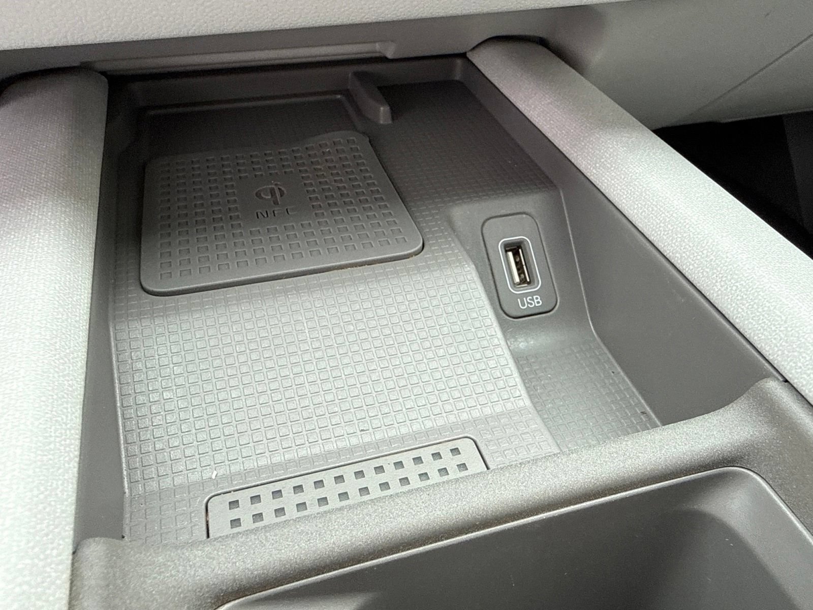 Certified 2024 Hyundai Ioniq 6 SEL RWD image 28