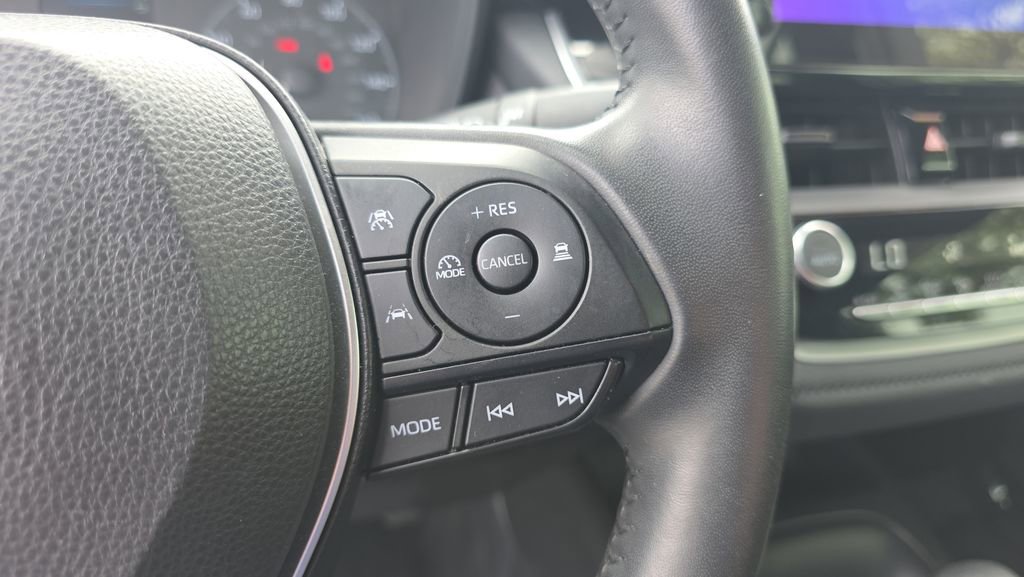 Used 2024 Toyota Corolla SE image 34