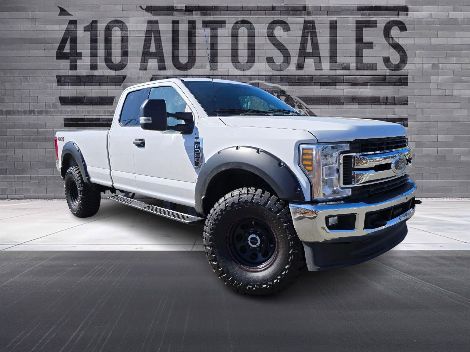 Used 2019 Ford F350 XLT AWD/4WD image 1