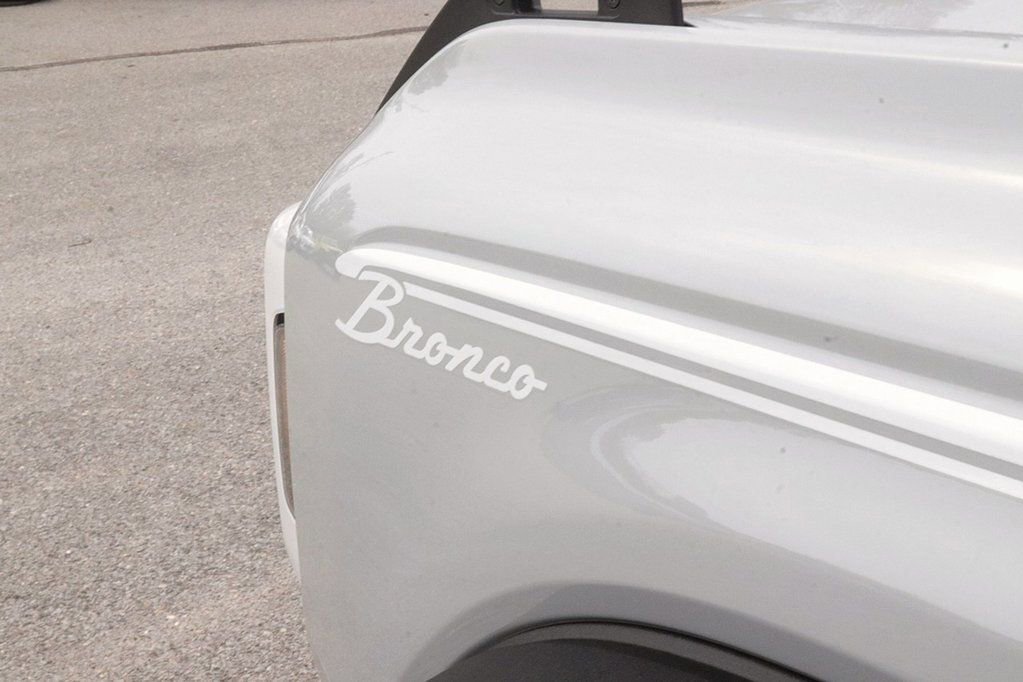 New 2026 Ford Bronco Heritage Edition image 10