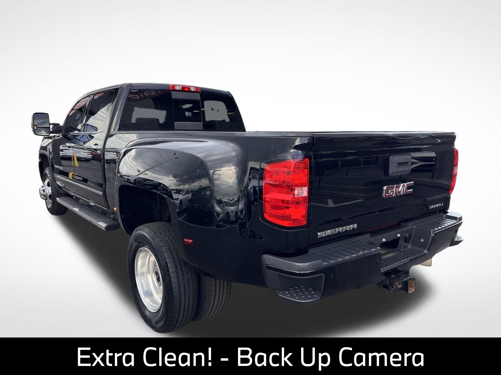 Used 2019 GMC Sierra 3500 Denali w/ Duramax Plus Package AWD/4WD image 5